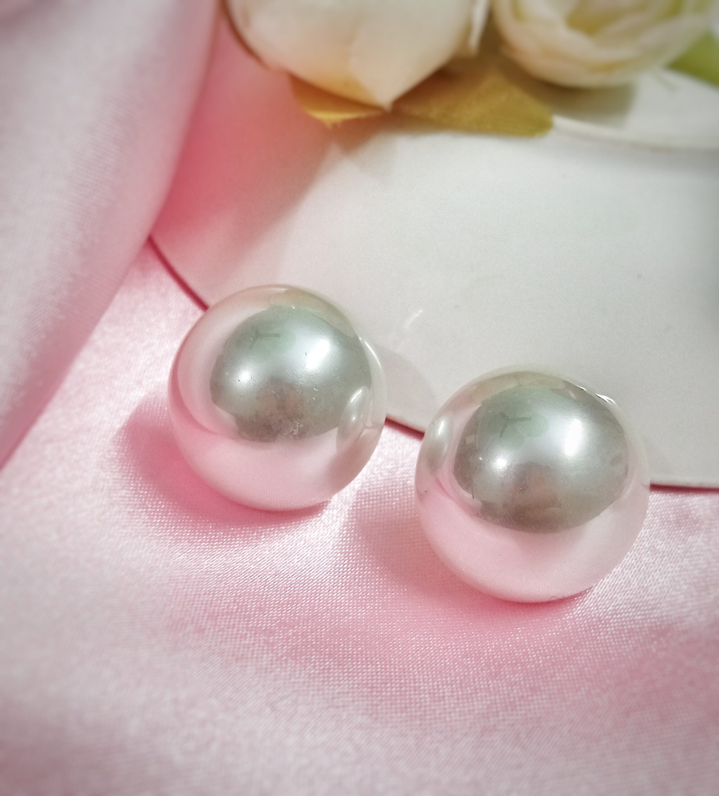 Pearlette Stud Earrings