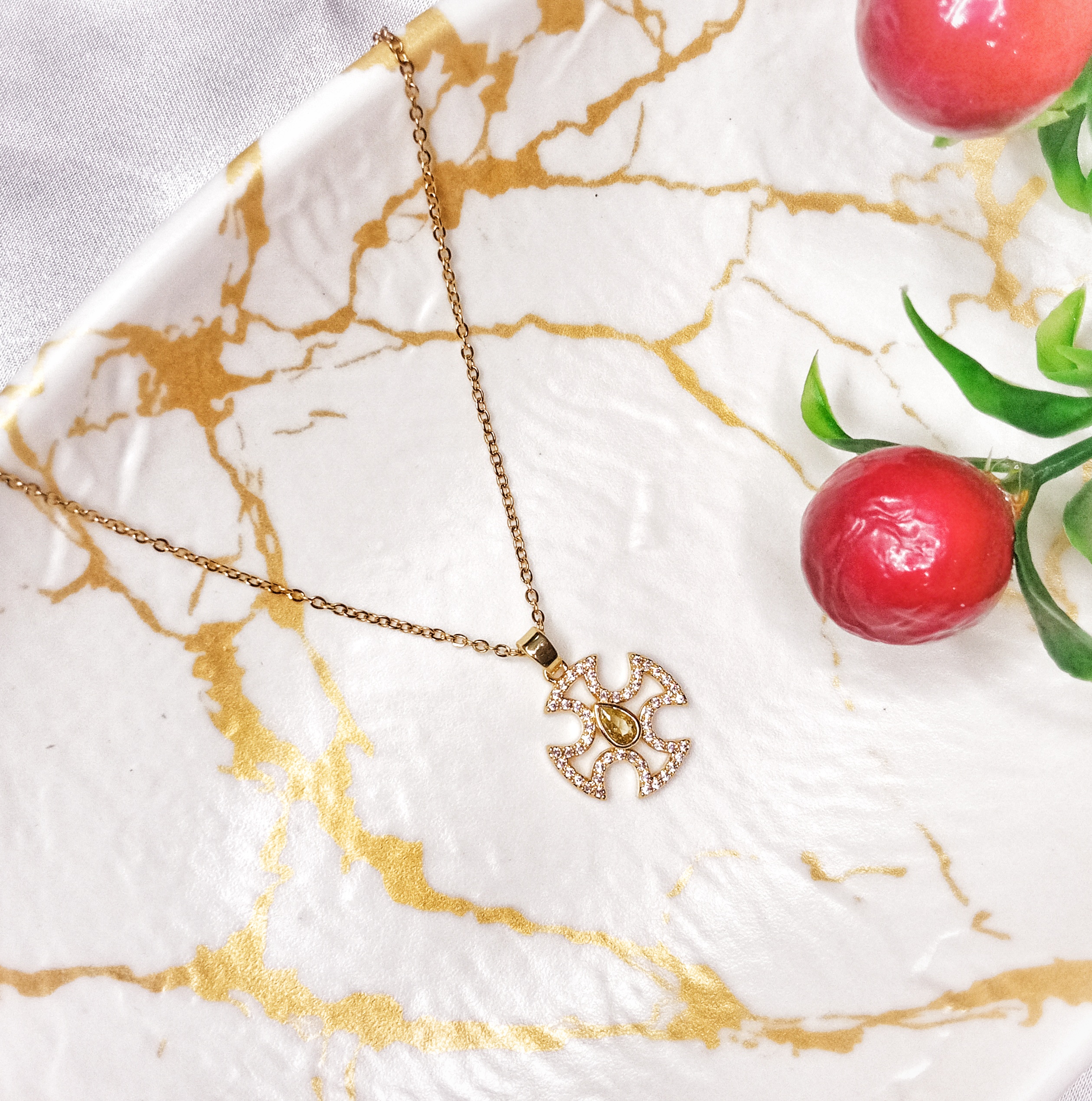 Elara Necklace - Image 2