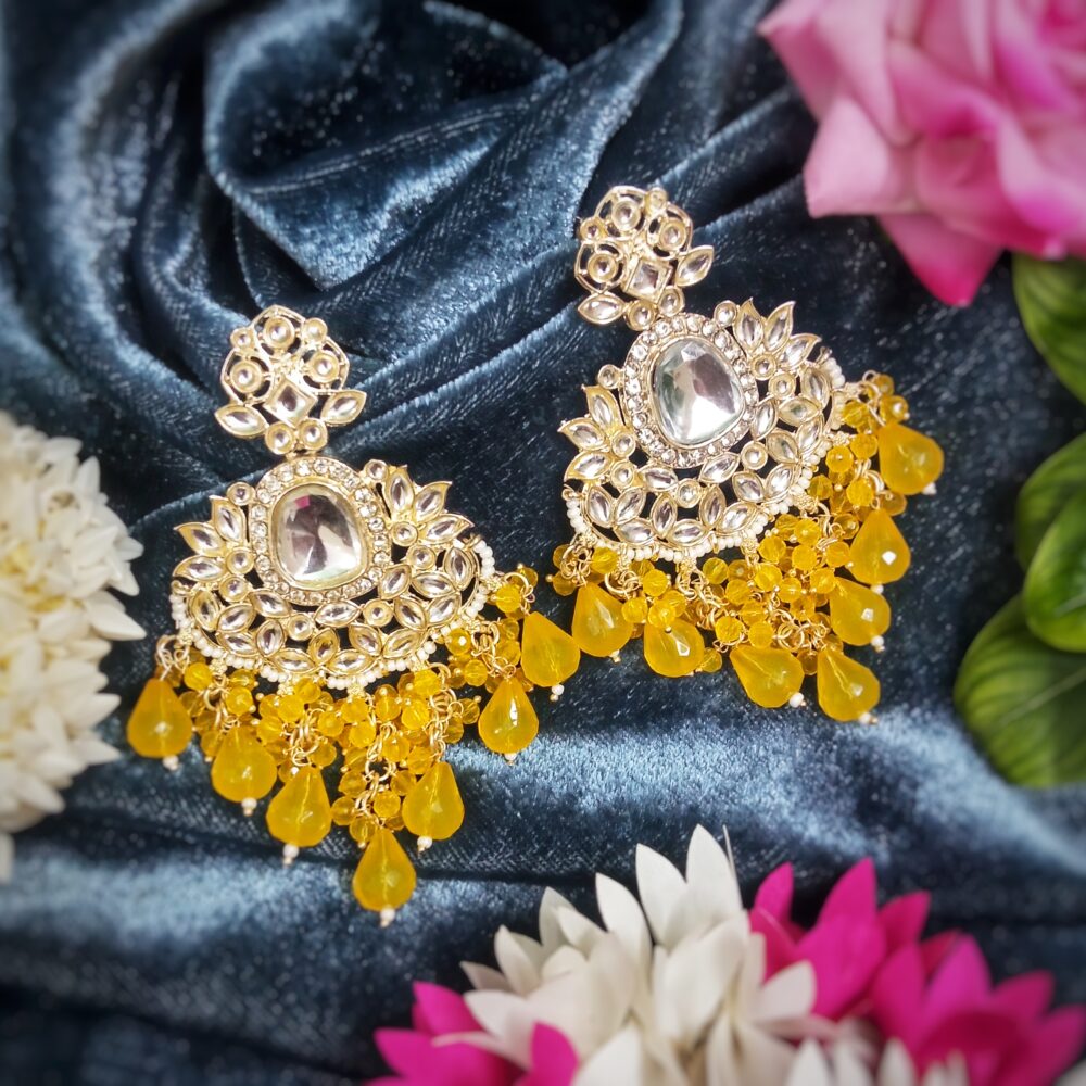 Inaya Kundan Earrings (Yellow)