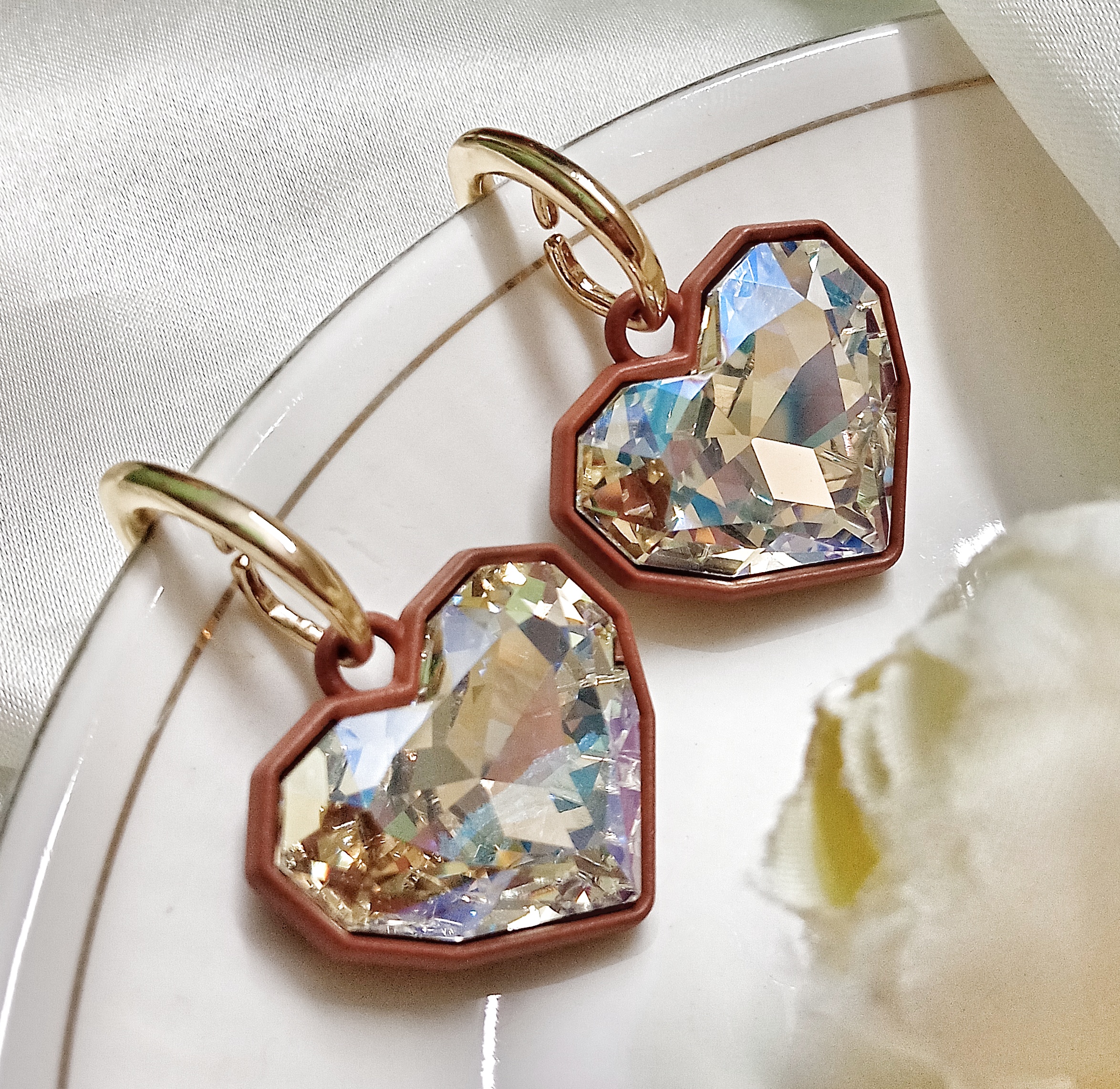 Luna Heart Drop Earrings (Brown)