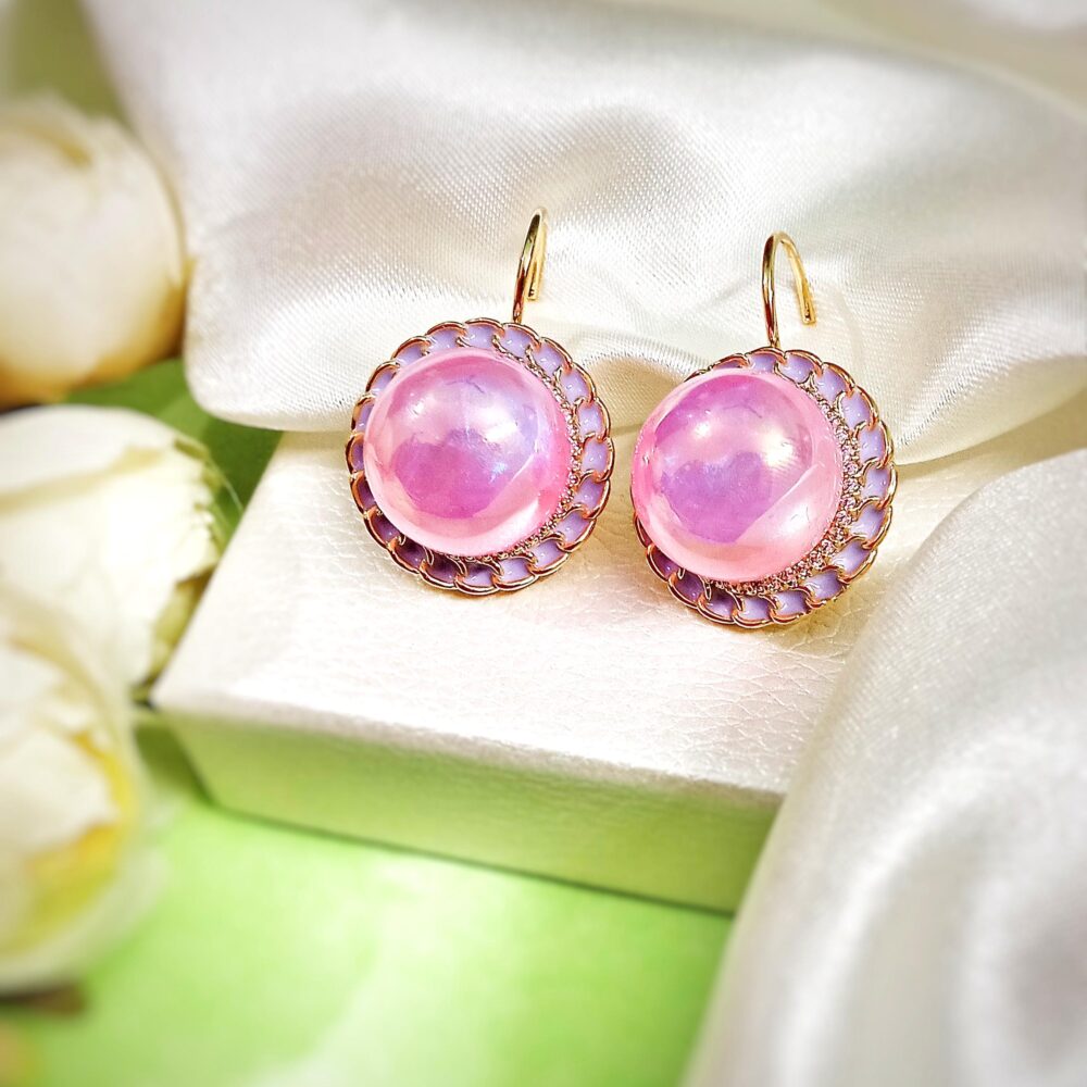 Zora Pearl Stud Earrings (Pink)