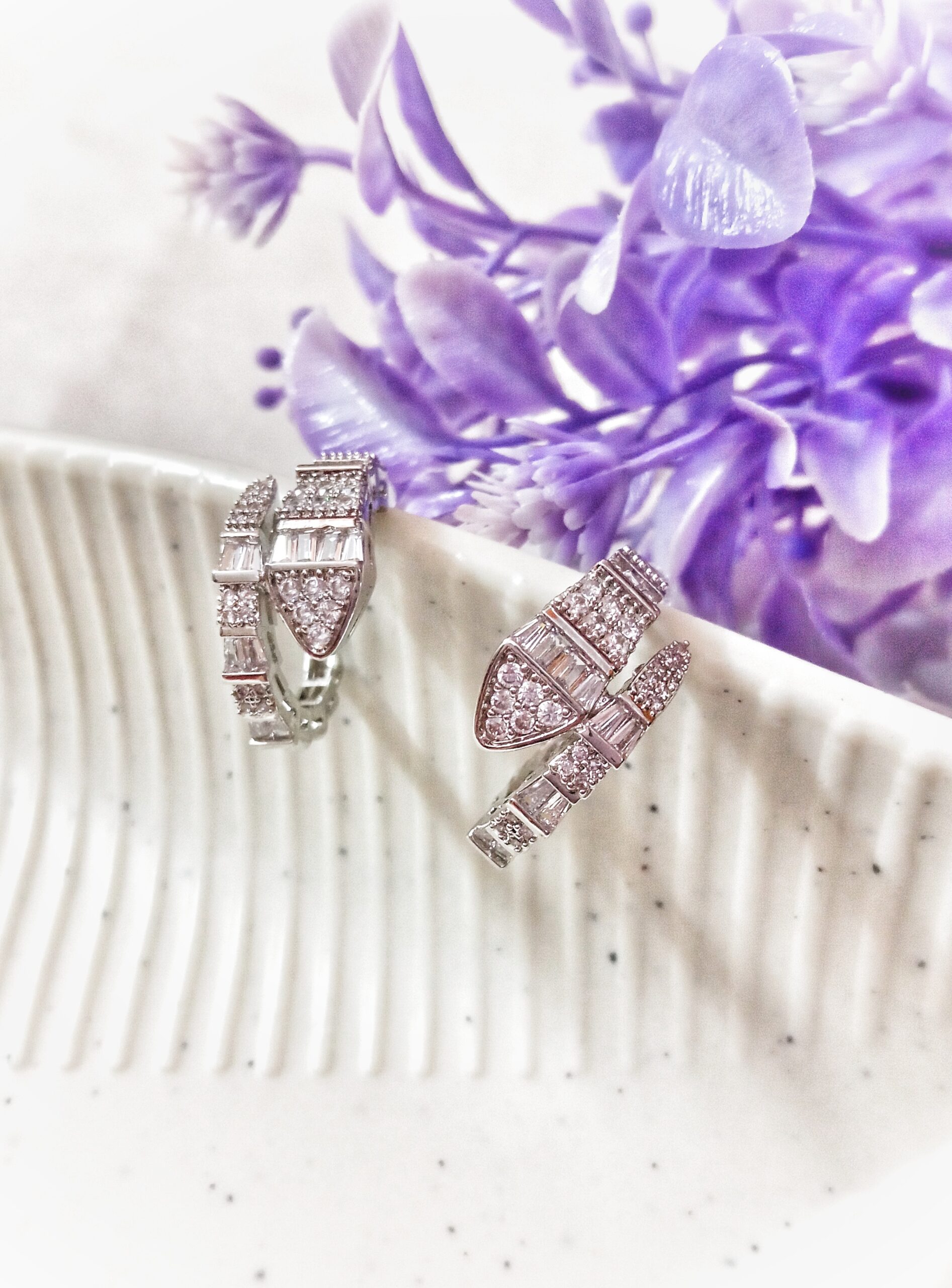 Serpentine Hoops (Silver)