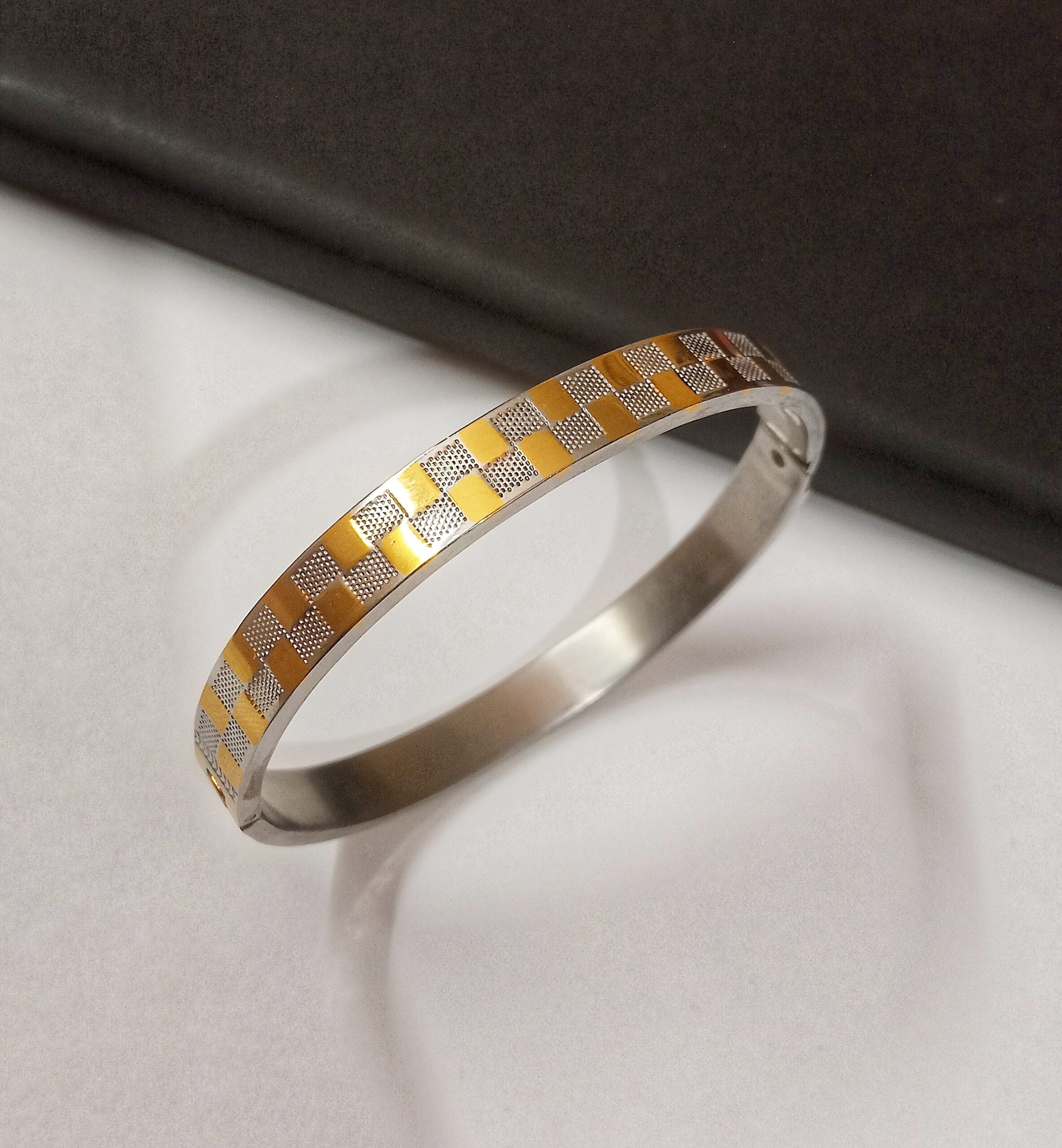 Gridlock Cuff - Image 2